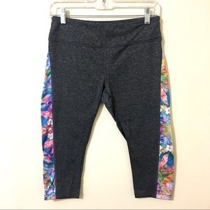 LuLaRoe Cropped Leggings-Gray/Floral Sides-Medium